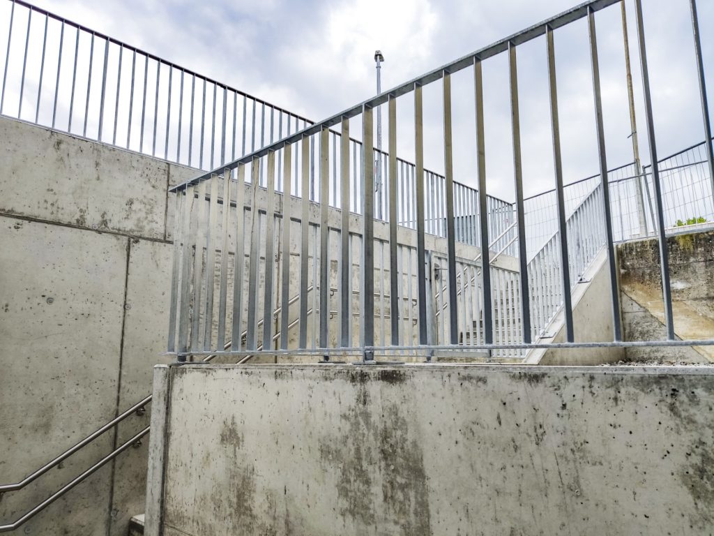 merge treppenabgang sporthalle bünten, unterentfelden